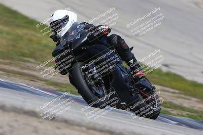 media/Mar-22-2025-TrackDaz (Sat) [[0456df0c41]]/Group B/Session 3 (Outside Grapevine)/